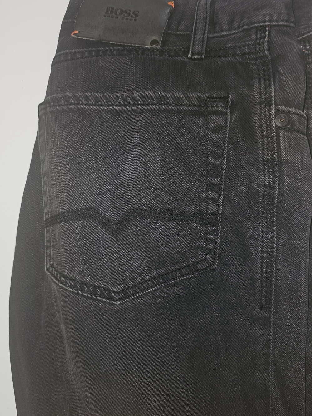 BOSS Men's Black Straight Jeans 36/32